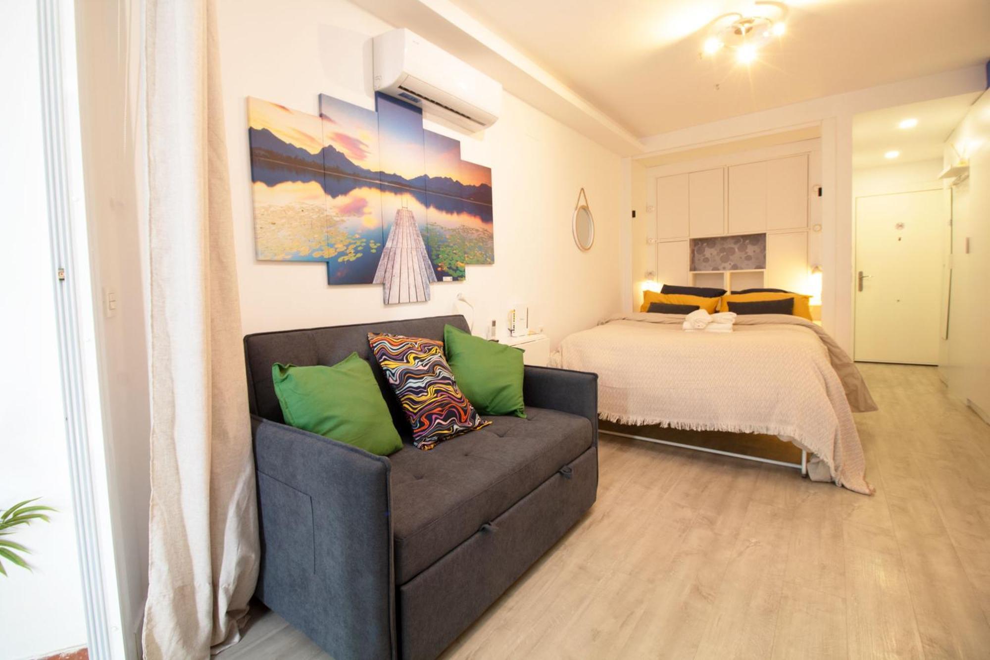 Elevana Apartment Фуeнхирола Екстериор снимка